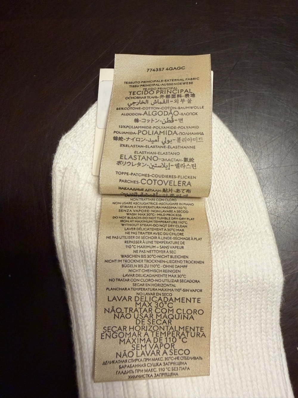 New Authentic Gucci GG Logo Socks White Size M - Picture 12 of 13
